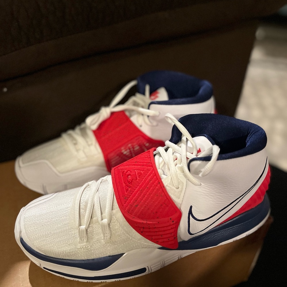 Nike White and Red Sneakers High-Top Design